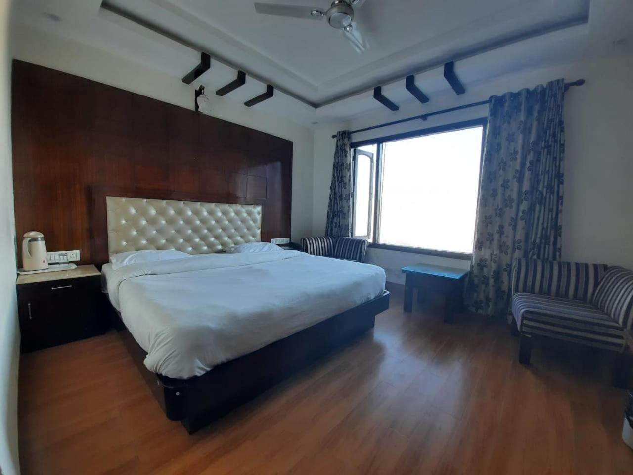 Basera Hotel Mussoorie Exterior foto